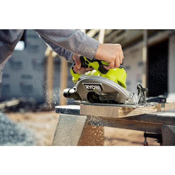 ONE+ HP 18V Brushless Cordless 7-1/4 in. Circular Saw Kit with 4.0 Ah HIGH  PERFORMANCE Battery and Charger