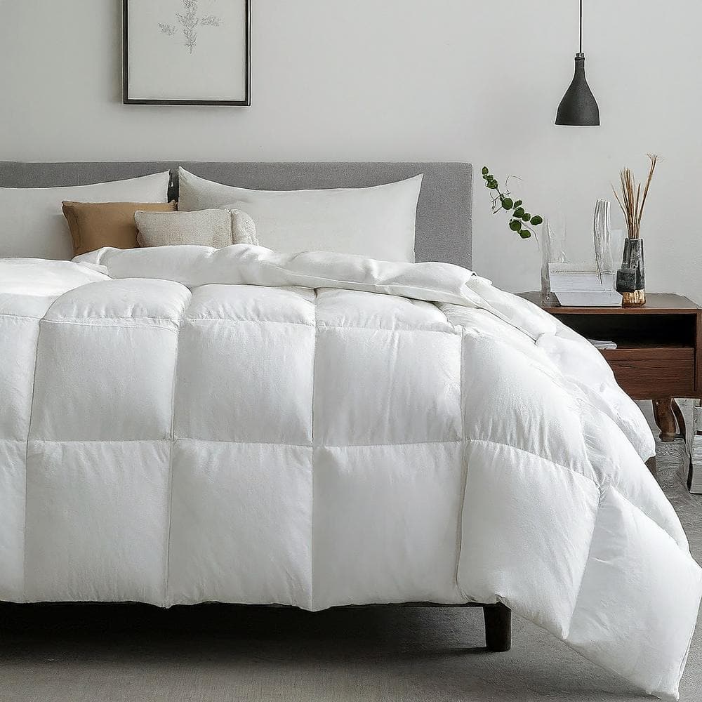 Hungarian White Goose Down Queen Comforter with Cotton Cover