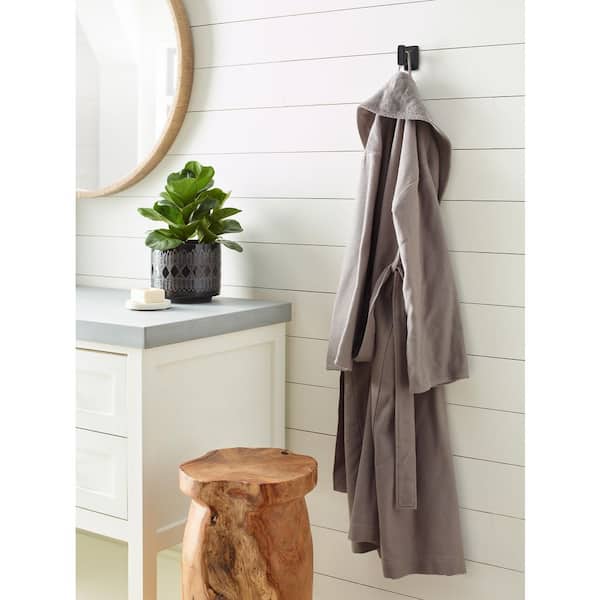 Highland Ridge Single Robe Hook in Matte Black