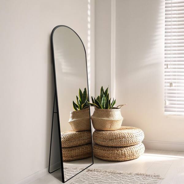 JONATHAN Y Adrian Black 16 in. W x 59 in. H Large Arched Metal