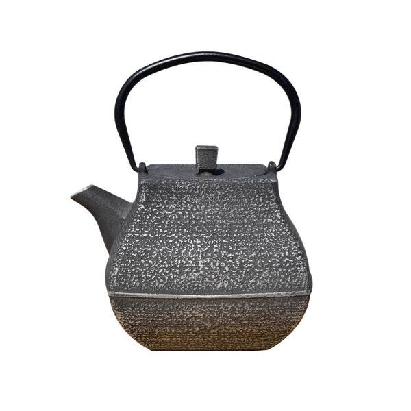 Old Dutch Meiyo 5.5-Cup Teapot in Silver and Black