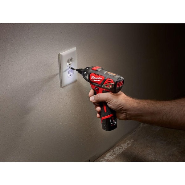 Milwaukee - M12 12V Lithium-Ion Cordless 1/4 in. Hex Screwdriver Kit with Two 1.5Ah Batteries, Charger and Tool Bag