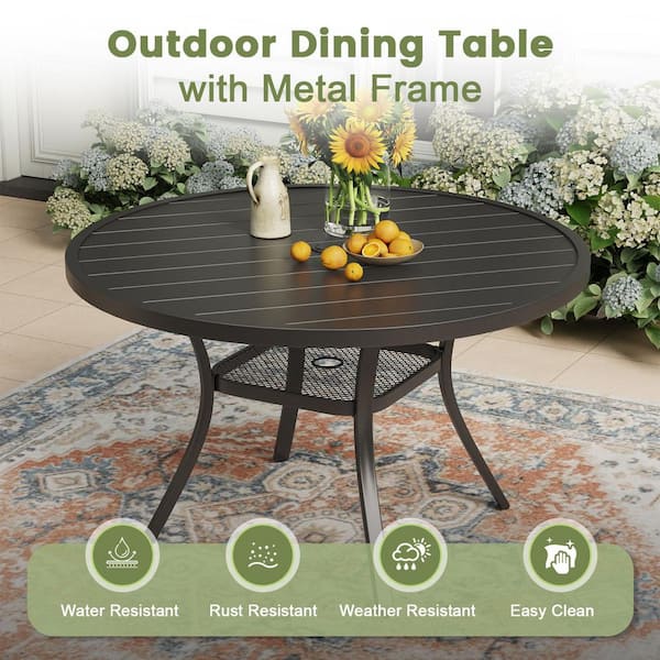 5-Piece Metal Outdoor Dining Set and Set of Dark Blue Swivel