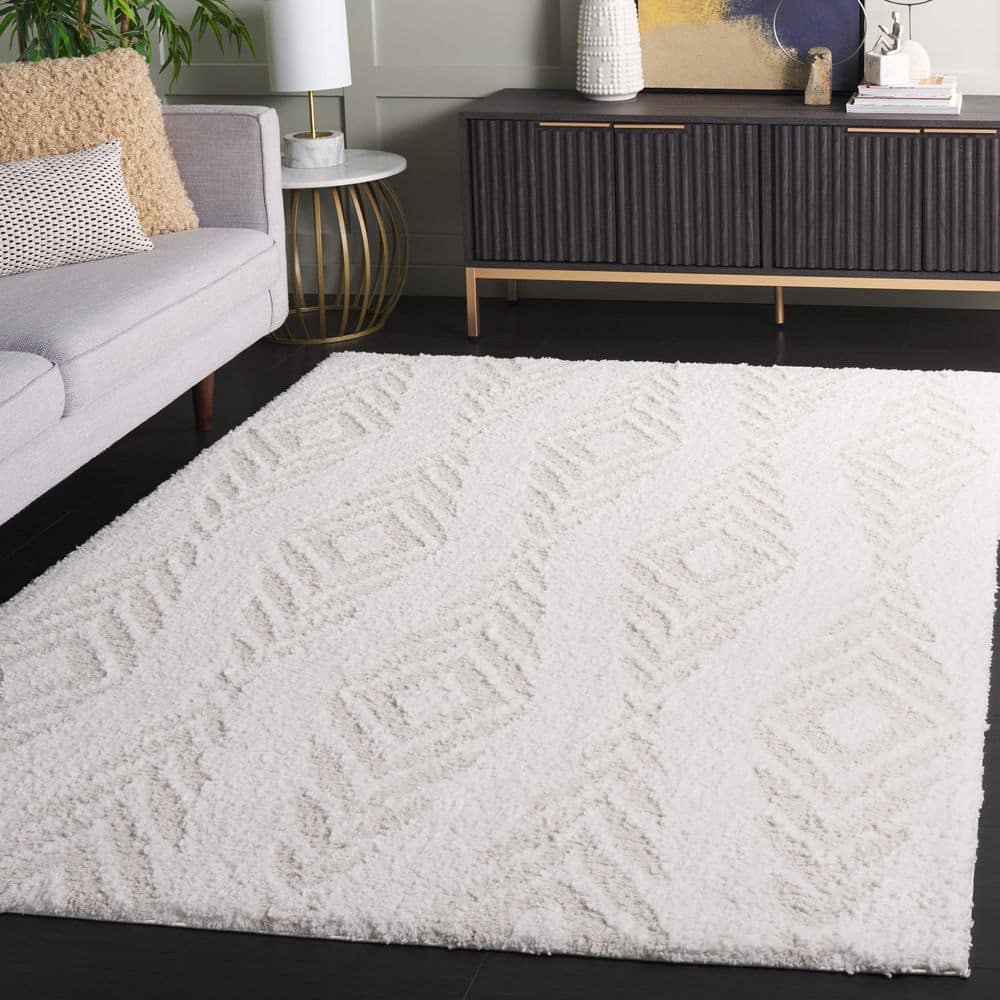 Rumi Shag 4 ft. x 6 ft. Ivory/Light Beige Diamond Chevron Area Rug price history on PriceWatchPro