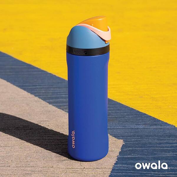 Owala FreeSip 24-oz. Stainless Steel Water Bottle + 2 Bonus Straws Combo Pack (gray/white)