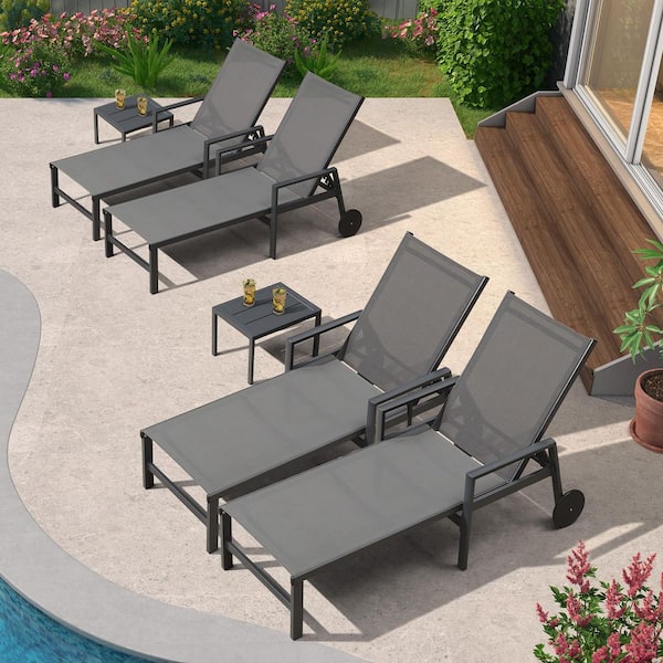 Outdoor Chaise Lounge with Wheels for Patio, Beach, Yard, Pool, Side Table Included