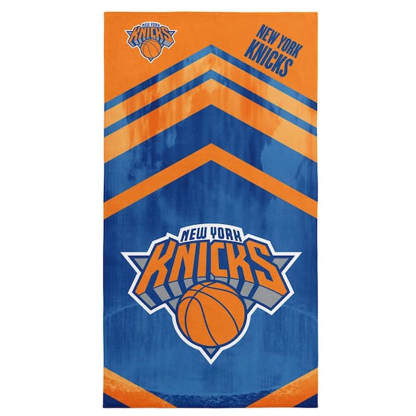 New York Knicks NBA Shatter 30 in. x 60 in. Microfiber Beach Towel