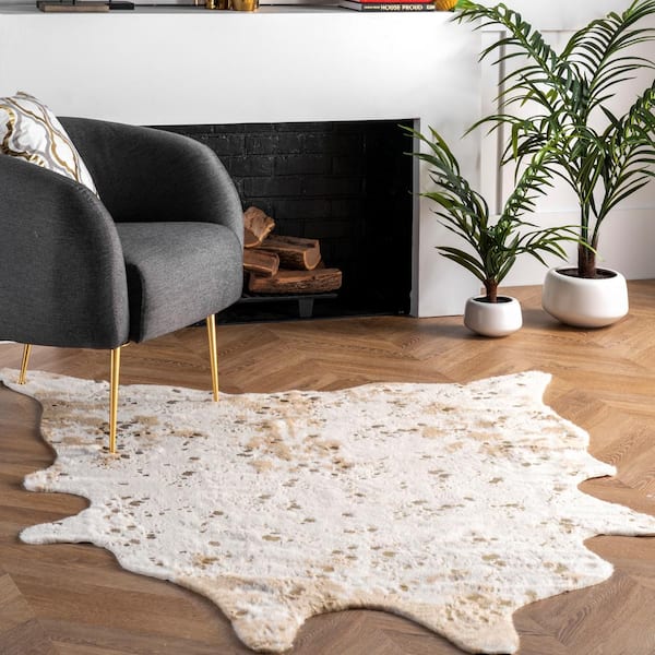 Alferce Faux Cowhide Ivory 6 ft. x 8 ft. Shaped Area Rug