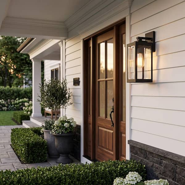 Quoizel Westover 1-Light Earth Black Outdoor Wall Lantern Sconce
