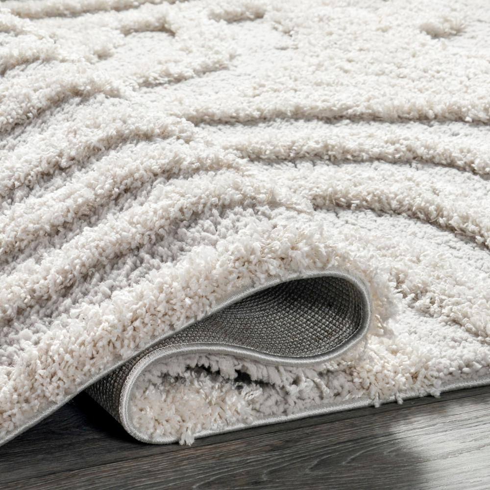 Modern Shag 4' x 6' Gray and White Synthetic Area Rug