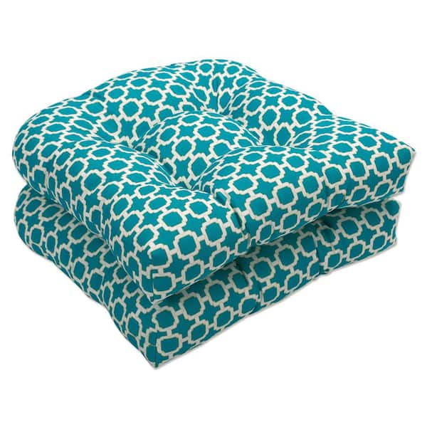 Pillow Perfect 19 in. x 19 in. Outdoor Dining Chair Cushion in Green/White (Set of 2)
