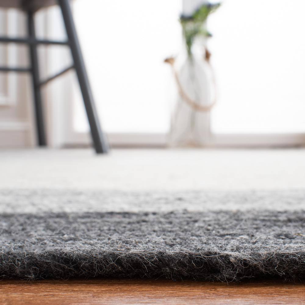Handmade Grey/Ivory Wool Oval Braided 8' x 10' Area Rug
