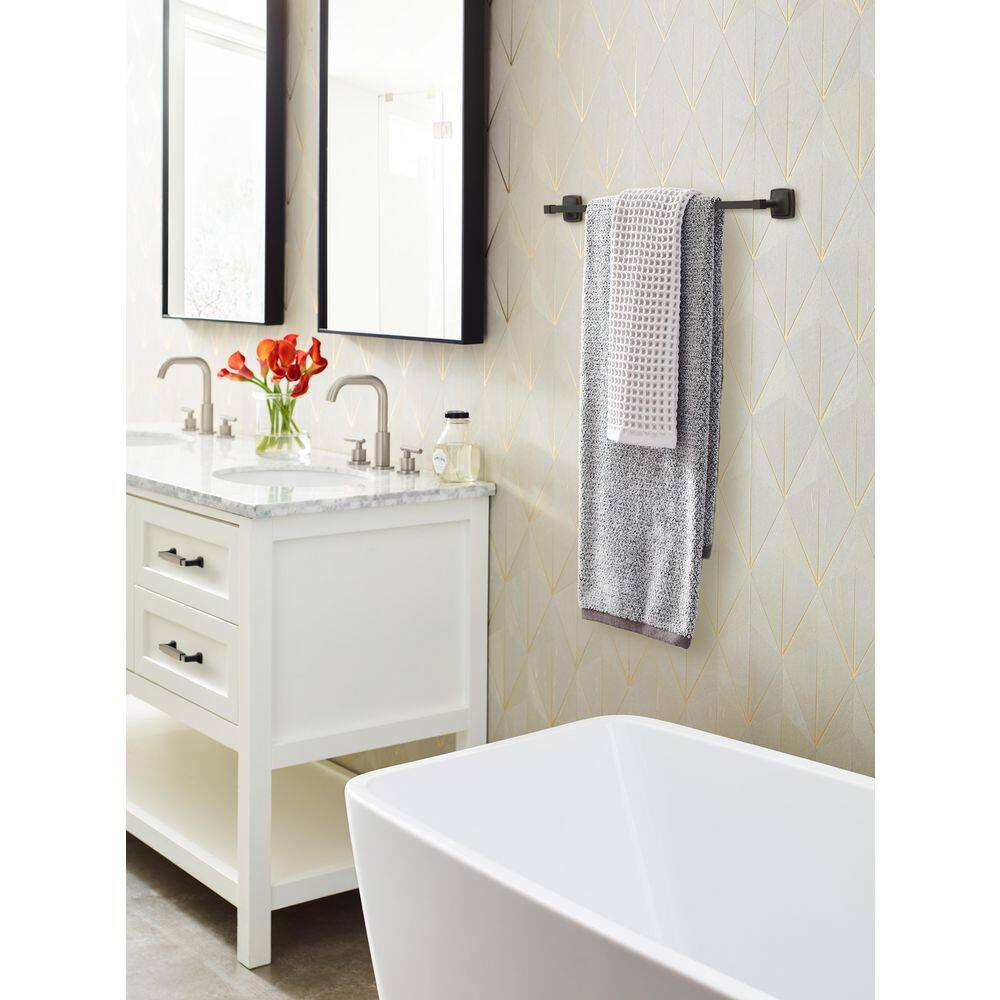 Oil-Rubbed Bronze 24-inch Wall Mounted Towel Bar