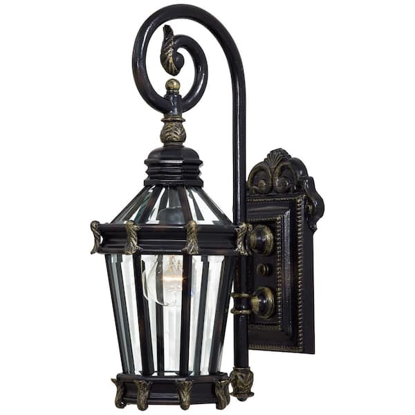 Stratford Hall 1-Light Heritage with Gold Highlights Outdoor Wall Lantern Sconce