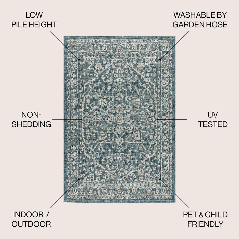 Teal and Gray Bohemian Medallion Indoor/Outdoor Area Rug, 3 x 5