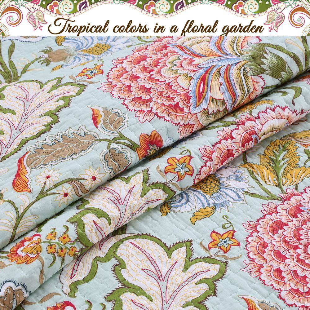 Blooming Camellia Floral Cotton Queen Quilt Set