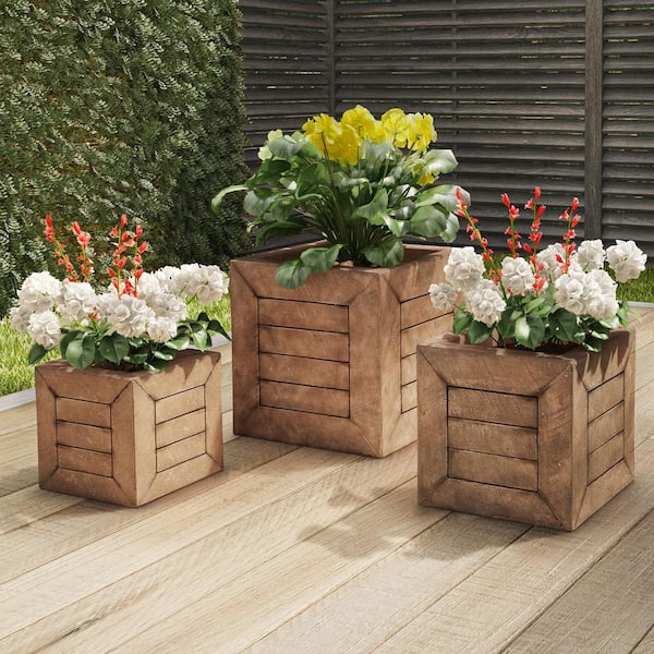 Pure Garden Wood-Look Planter Set of 3 - 15.7 in. , 12.7 in. and 10 in. Square Large Rustic Outdoor Planters, Brown