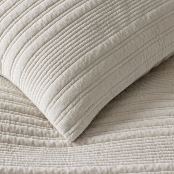 Legends Luxury Line Stitch Velvet Cotton Quilt