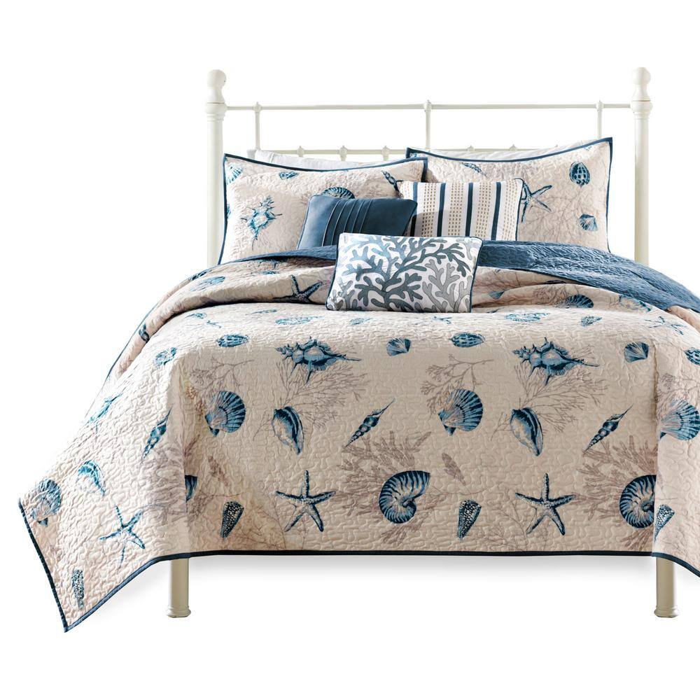 Coastal Charm Ivory & Deep Blue Microfiber Full/Queen Coverlet Set