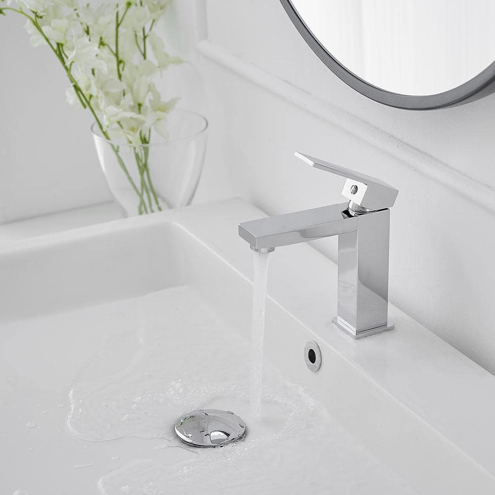 Polished Chrome Single-Handle Low-Arc Bathroom Faucet