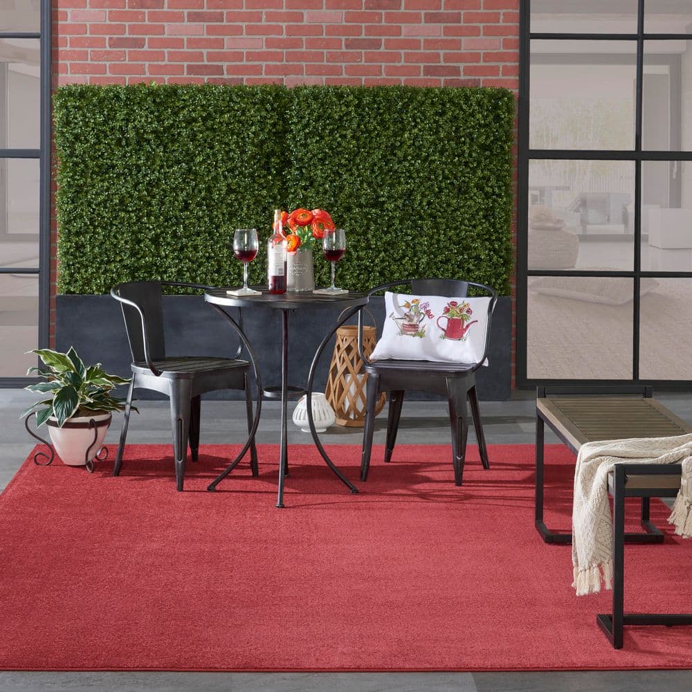 Brick Red Solid Synthetic 5' x 7' Easy Care Indoor/Outdoor Rug