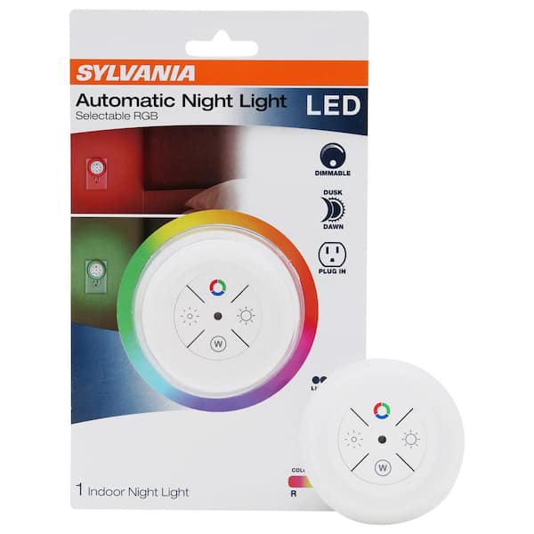 sylvania automatic led night light with integrated outlet