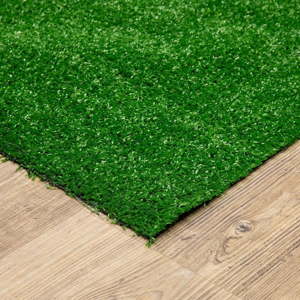 Trafficmaster 6 Ft X 8 Ft Green Artificial Grass Rug 536696 The Home Depot