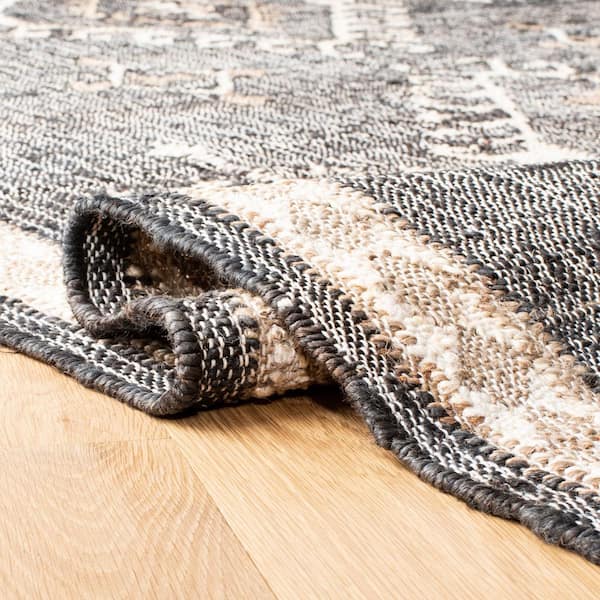 Kilim 9 ft. x 9 ft. Round Black/Ivory Ornamental Border Area Rug