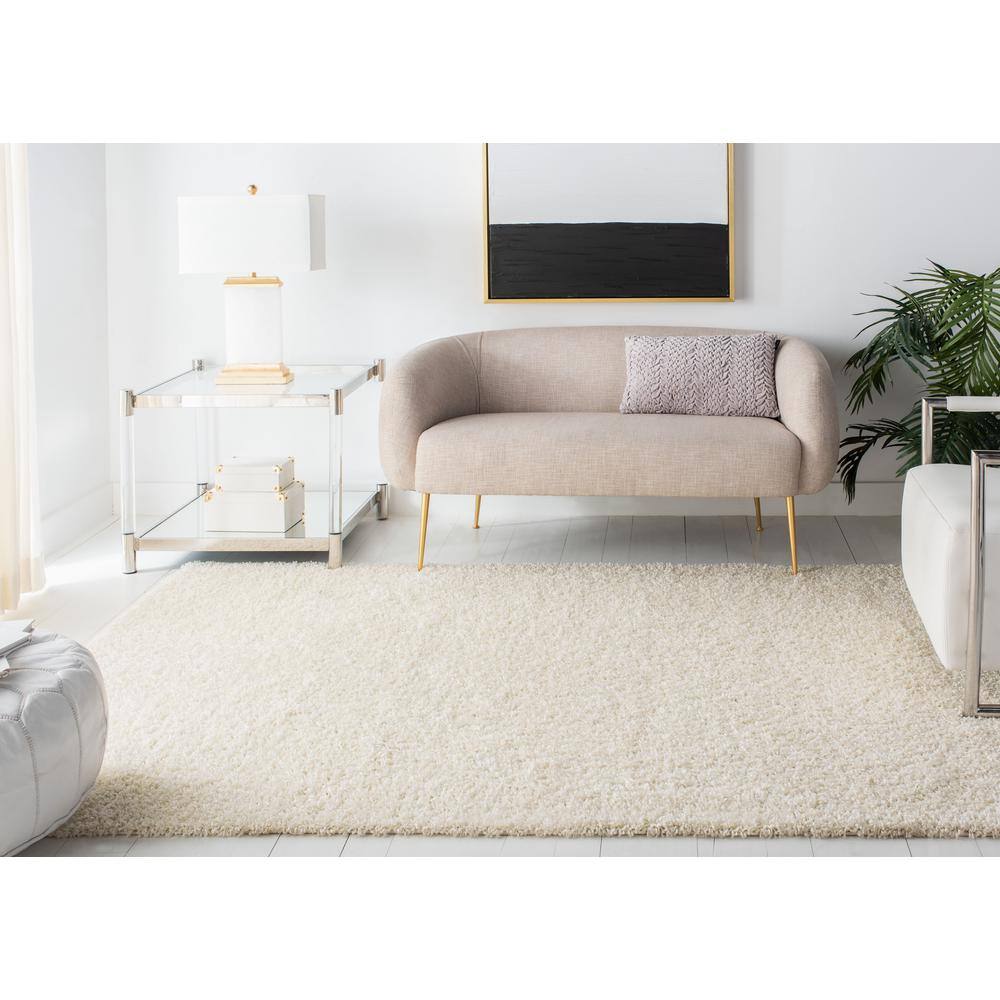 Ivory Bliss 4' x 6' Hand-Knotted Synthetic Shag Area Rug