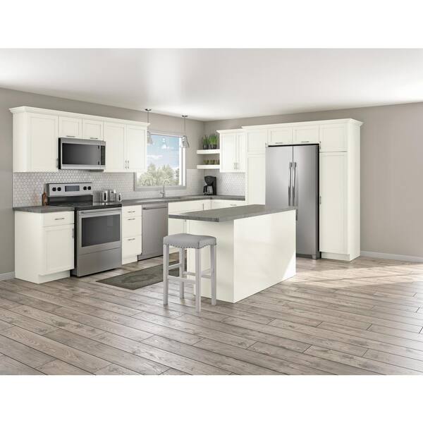 Hampton Bay Courtland Shaker Assembled 30 In X 34 5 In X 30 In Lazy Susan Corner Base Right Kitchen Cabinet In Polar White Bls36r Csw The Home Depot