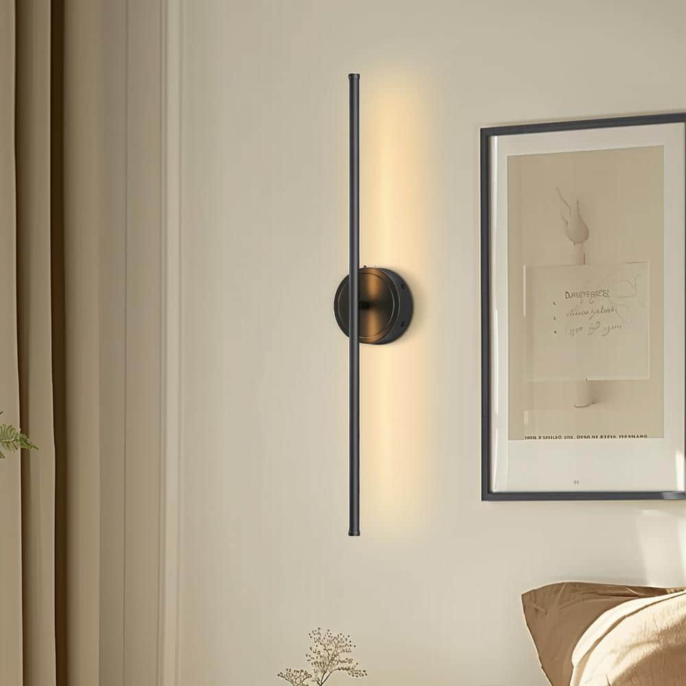 Black Metal Dimmable Battery Operated LED Wall Sconce