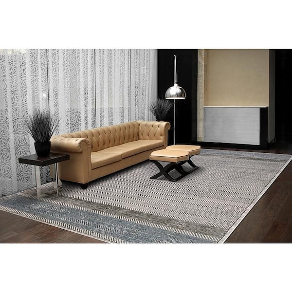 Harlow 5 ft. 3 in. X 7 ft. Grey/Blue Chevron Indoor Area Rug