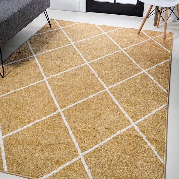 Cole Minimalist Diamond Gold/White 8 ft. x 10 ft. Trellis Area Rug