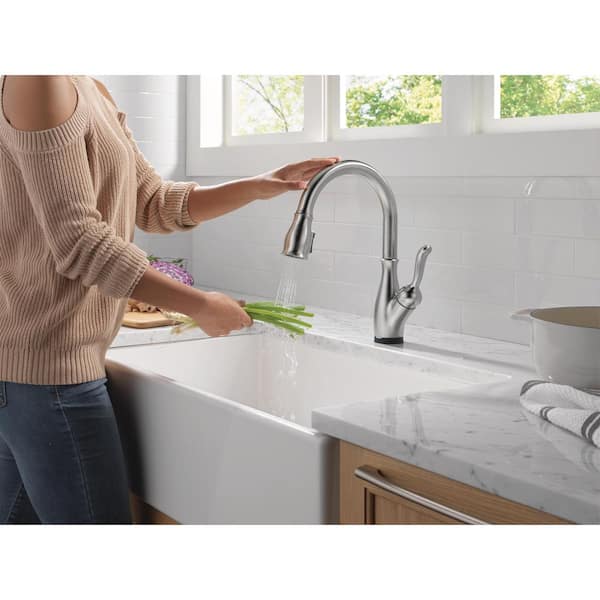 Leland VoiceIQ Touch2O with Touchless Technology Single Handle Pull Down Sprayer Kitchen Faucet in Arctic Stainless
