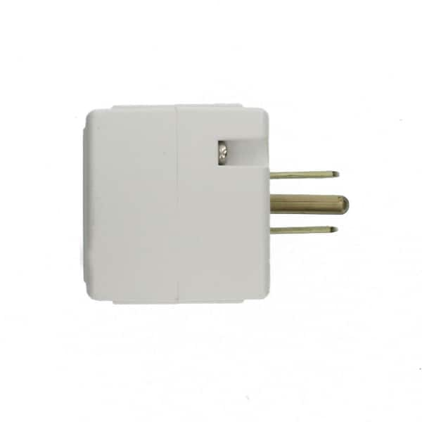 Leviton Grounded Triple Cube Outlet Adapter, White R54-00692-00W