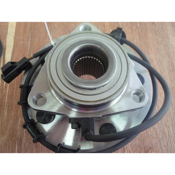 CRS Wheel Bearing and Hub Assembly - Front
