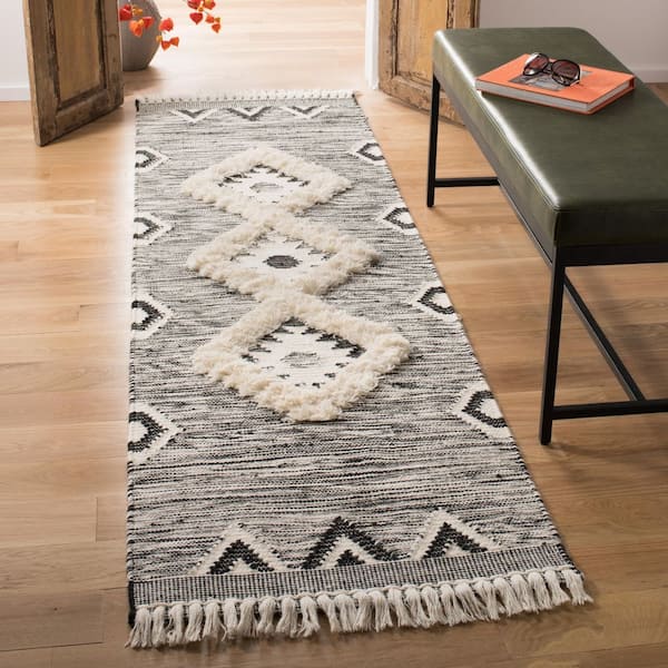 Kenya Black/Ivory 2 ft. x 8 ft. Geometric Ikat Runner Rug
