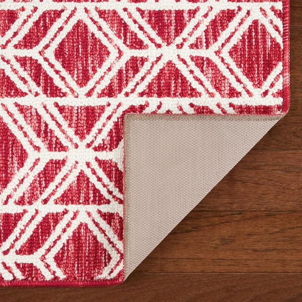 Town & Country Living Everyday Walker Damask Medallion Grey 24 in. x 72 in. Machine Washable Runner Kitchen Mat