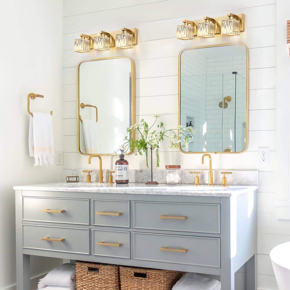 Gold Crystal 3-Light Bathroom Vanity Fixture with Square Shades