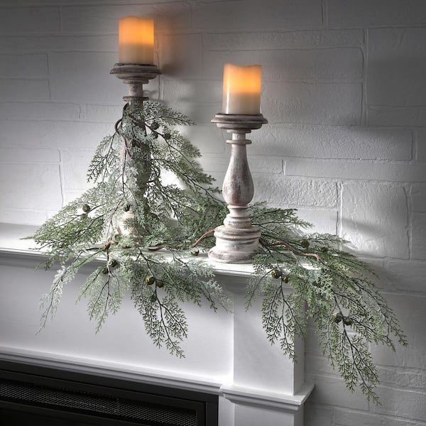 アルカディアGARLAND Regency International 4 ft. Green Artificial Plastic Winter Acacia