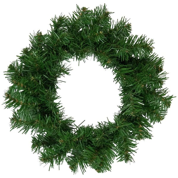 16 in. Deluxe Dorchester Pine Artificial Christmas Wreath-Unlit