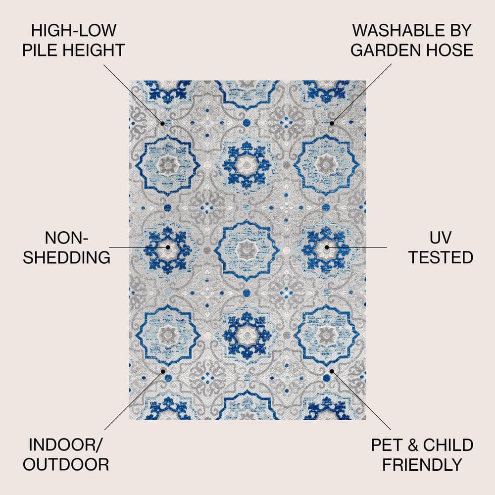 Mediterranean Medallion Blue Khaki 4'x6' Easy-Care Area Rug