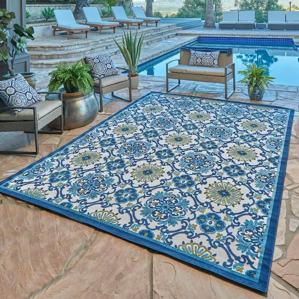 Fosel Chora Gray 5 ft. x 7 ft. Border Indoor/Outdoor Area Rug