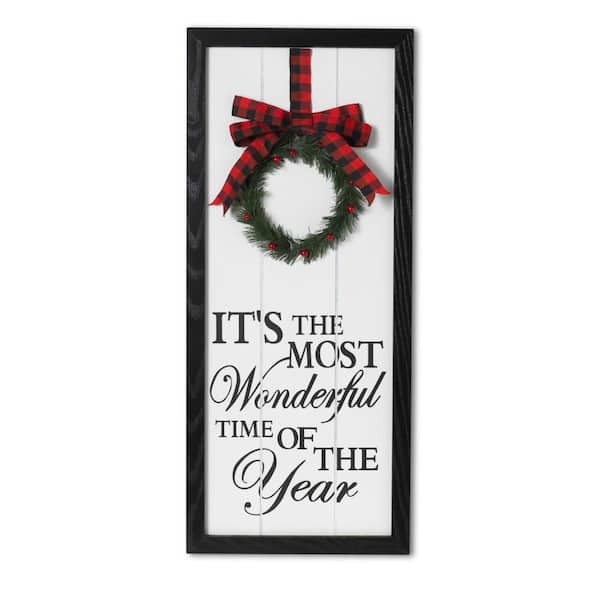 GERSON INTERNATIONAL 27.56 in. Multi-Color Wood Wall Sign with Pine Wreath and Bow Accent