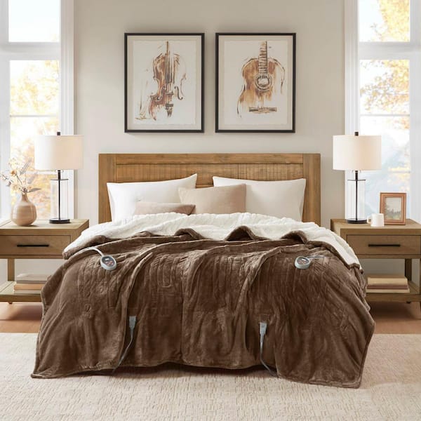 Woolrich Heated Plush to Berber Chocolate Polyester Full Electric Blanket