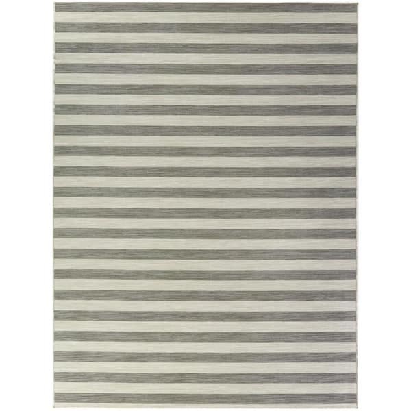 BALTA Davis Ivory 5 ft. 3 in. x 7 ft. Solid Indoor/Outdoor Area Rug