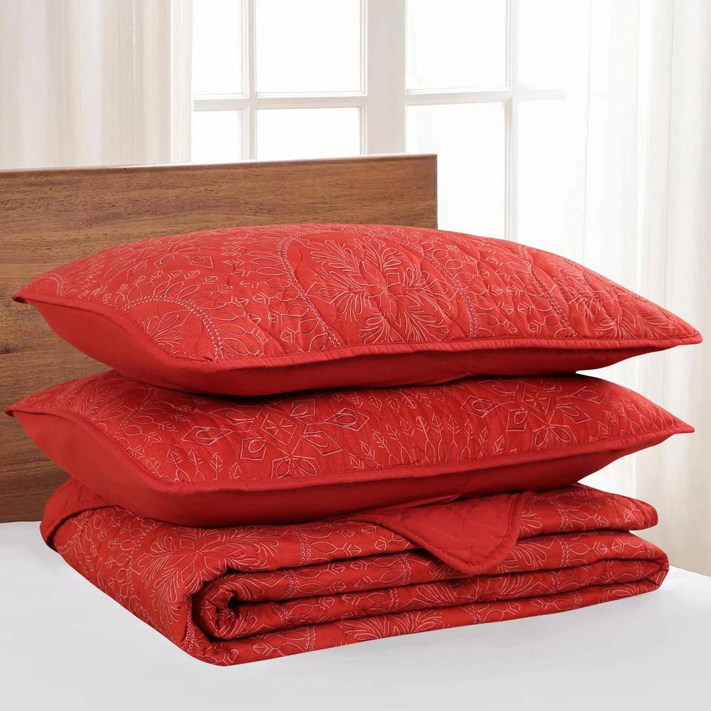 Queen Red Reversible Medallion Quilt Bedspread Set