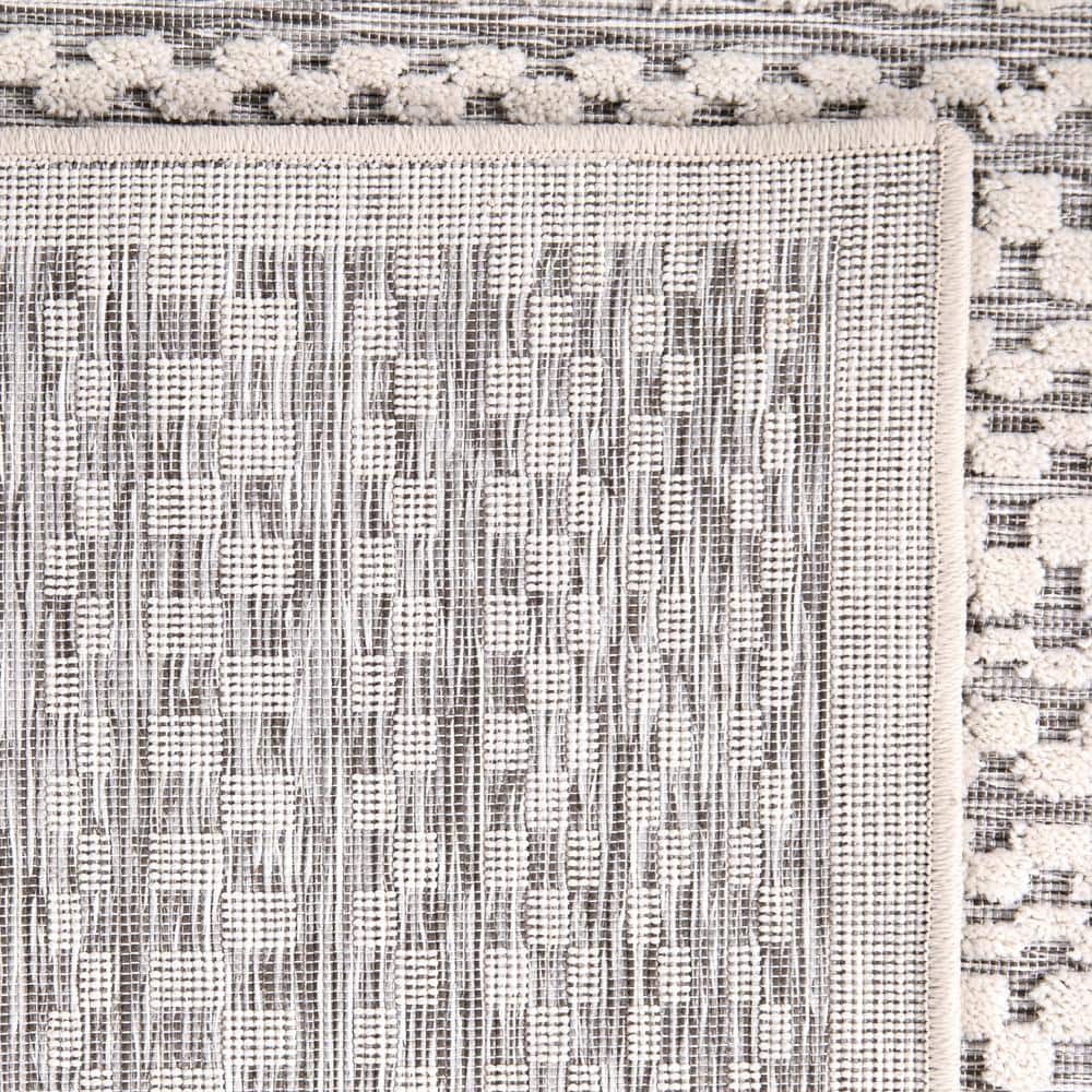 Natural Gray Synthetic Stain-Resistant Outdoor Area Rug 5'2" x 7'6"