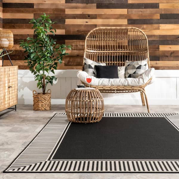 Asha Simple Border Indoor/Outdoor Area Rug — nuLOOM