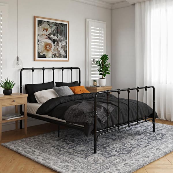 Alicia Farmhouse Black Metal Queen Bed